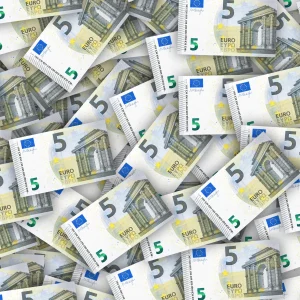 5 Euro 22