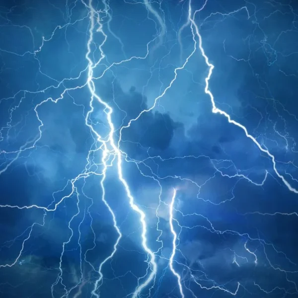 Lightning 38 thumb