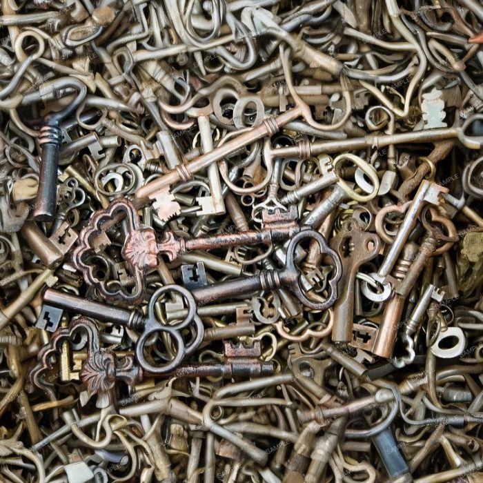 Old Brass Keys Pattern Crew